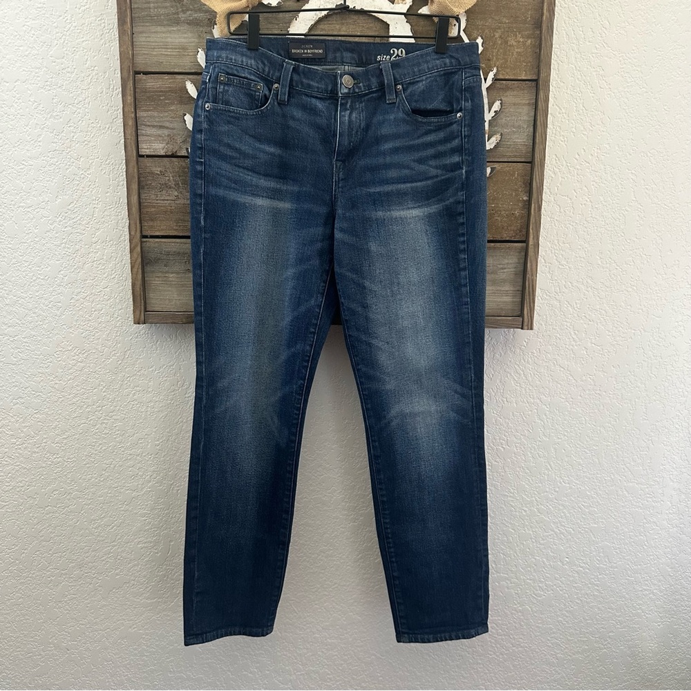 J. Crew Broken in boyfriend Blue Wash Jeans - Classic Straight Fit size 29